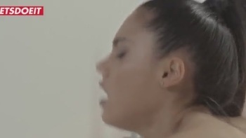 Chinese Lesbian Porn Videos